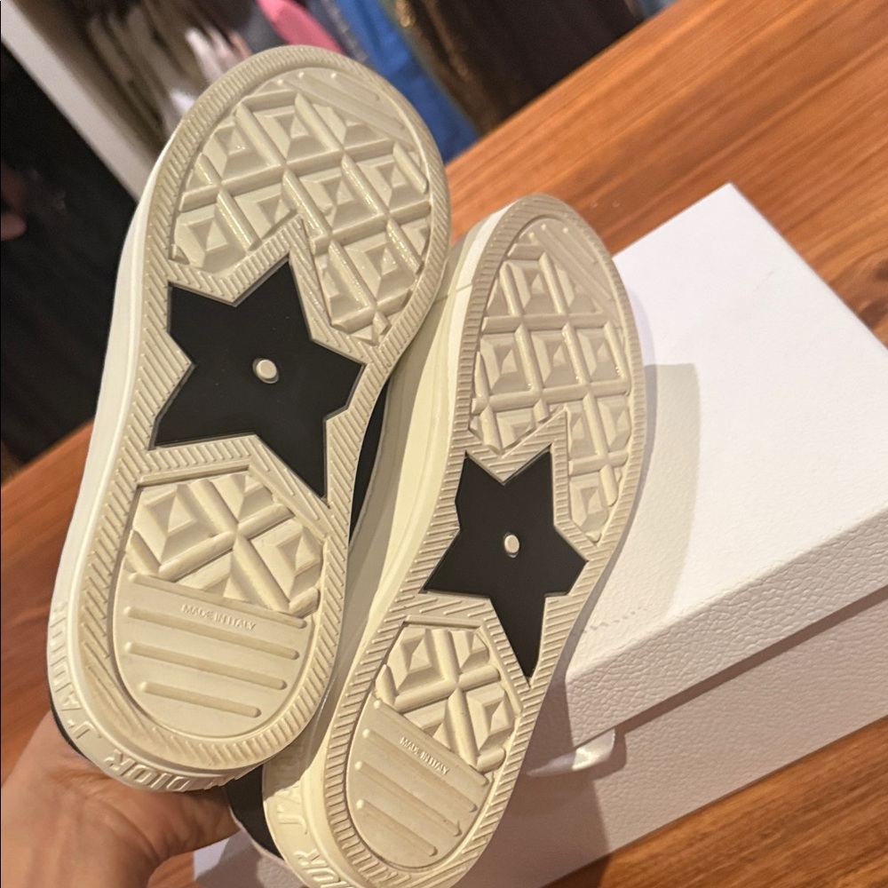Dior Black and White Canvas Sneakers Walk'n'Dior New in Box 38.5 - Picture 13 of 14